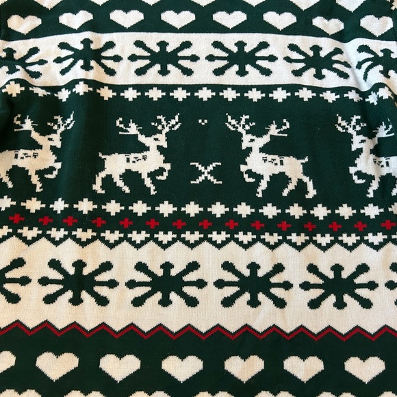 Ugly Christmas Sweater Reindeer Hearts Green/Red/White XL - Picture 7 of 12